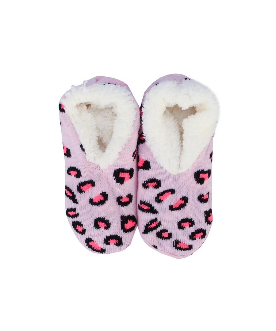 Womens Brave Soul Safari Slipper Socks in pink.<BR><BR>Cute and cosy knitted slipper socks.<BR>- All over animal print design.<BR>- Double layer construction.<BR>- Plush fleecy lining and trim.<BR>- Grippy dots on sole.<BR>- One size fits UK 4-8 - Eur 37-41 - US 6-10.<BR>- Outer: 80% Acrylic  20% Polyester.  Lining: 100% Polyester.  Machine washable.<BR>- Ref: LSF-468SAFARI