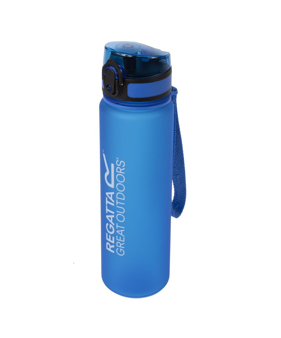 De Regatta 0,6 liter Tritan Flask is gemaakt van lichtgewicht en sterk Tritan® copolyester.. Dit materiaal is vrijwel onbreekbaar en houdt geen smaak of geur vast, zodat uw drankje nooit besmet is. Het is ook BPA (bisfenol A) vrij. 100% Kunststof.