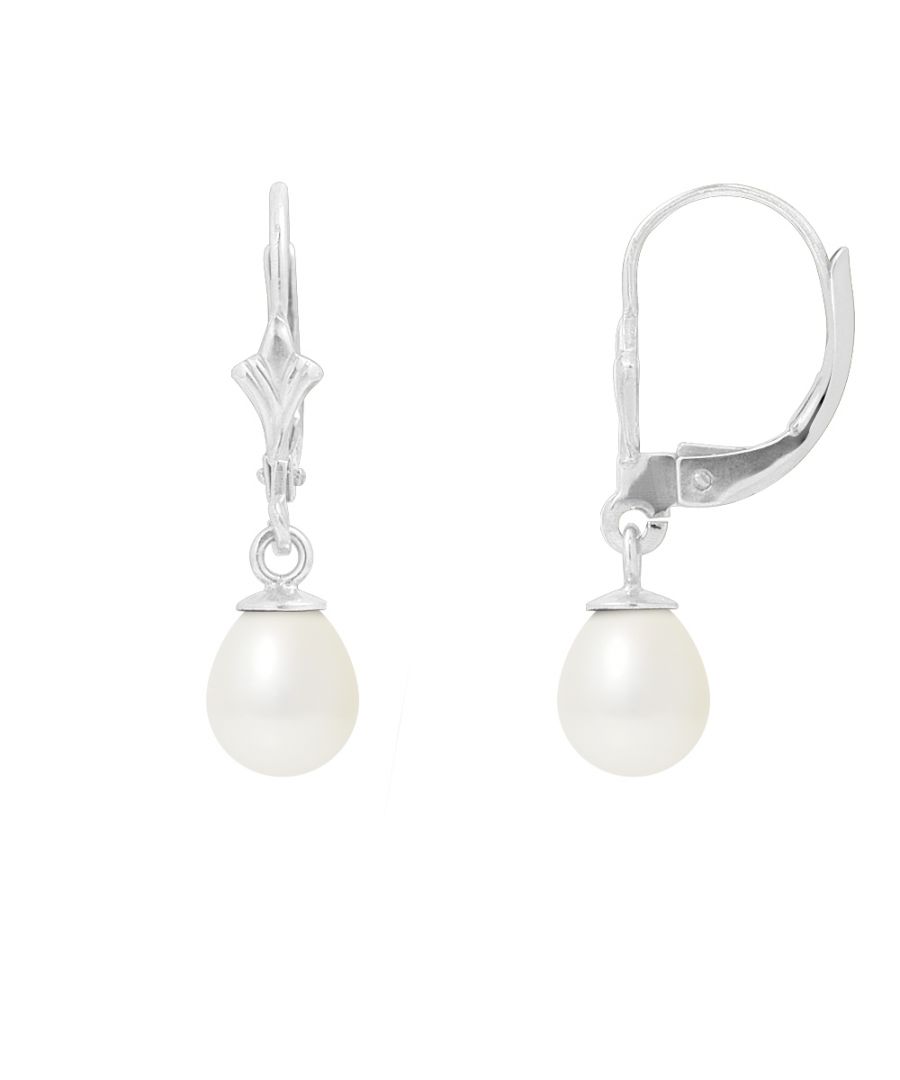 Bungelende Witgouden (375/1000) oorhangers met witte zoetwaterparel. Gemaakt in Frankrijk. Een prachtig paar oorbellen met in zoet water gecultiveerde witte parel van 6 mm. Frame van massief witgoud (375/1000). Vorm: Peer Diameter: 6 mm Glans: Uitstekend Kwaliteit: AA+. Gewicht van goud: 0,90 g