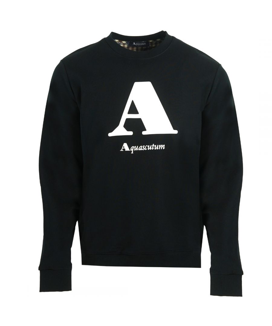 Zwart sweatshirt van Aquascutum met 'A'-logo. Zwart sweatshirt met Aquascutum-logo. Elastische kraag, manchetten en taille. 100% katoen. Gemaakt in Italië. QMF003L0 02