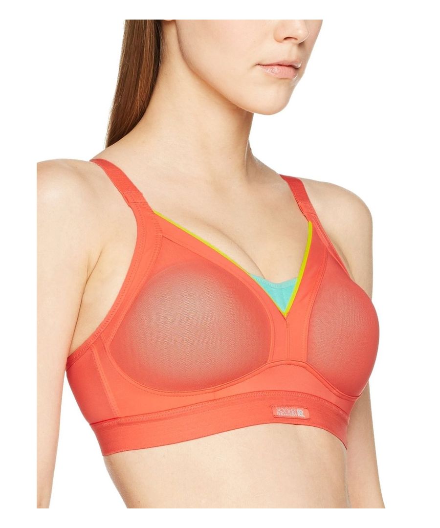 The active shaped support provides an attractive and feminine enhanced shape combined with medium support.  Ideal for,Yoga, Body Balance, Aerobics, Racket Sports ,Weight Training, Golf, Dance & Martial Arts.  Fastens at the back with a hook and eye closure.
