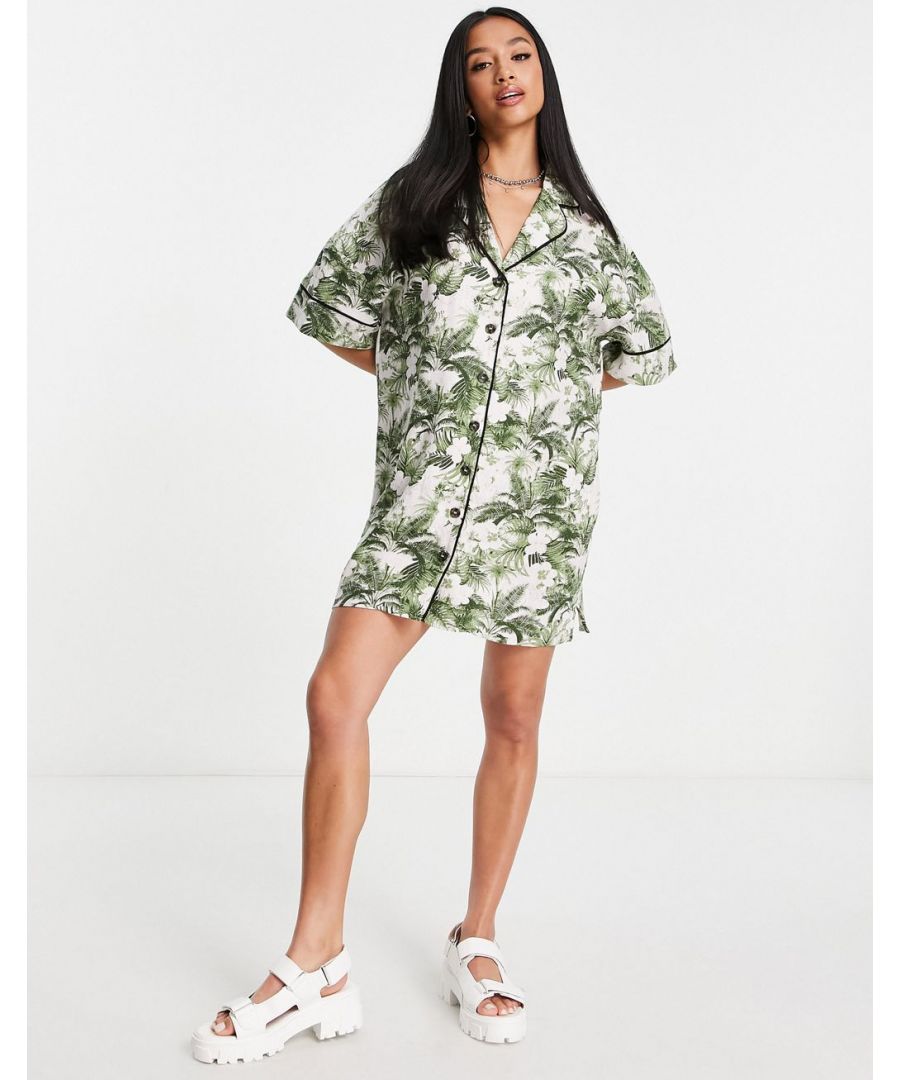 Petite dress by Topshop Revere collar Button placket Side splits Relaxed fit Sold by Asos