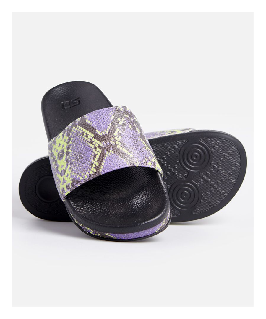 Superdry women's Hyper flatform sliders. These sliders feature a padded strap, moulded foot bed, a chunky design and neon snake print on the strap and trim of the sole. Finished with a Superdry logo on the foot bed.S - UK 3-4, EU 36-37, US 5-6M - UK 5-6, EU 38-39, US 7-8L - UK 7-8, EU 40-41, US 9-10