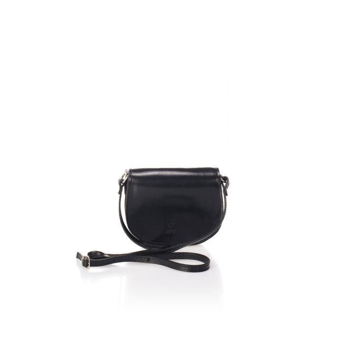 Women's Classic Leather Crossbody Bag With Flap Closure