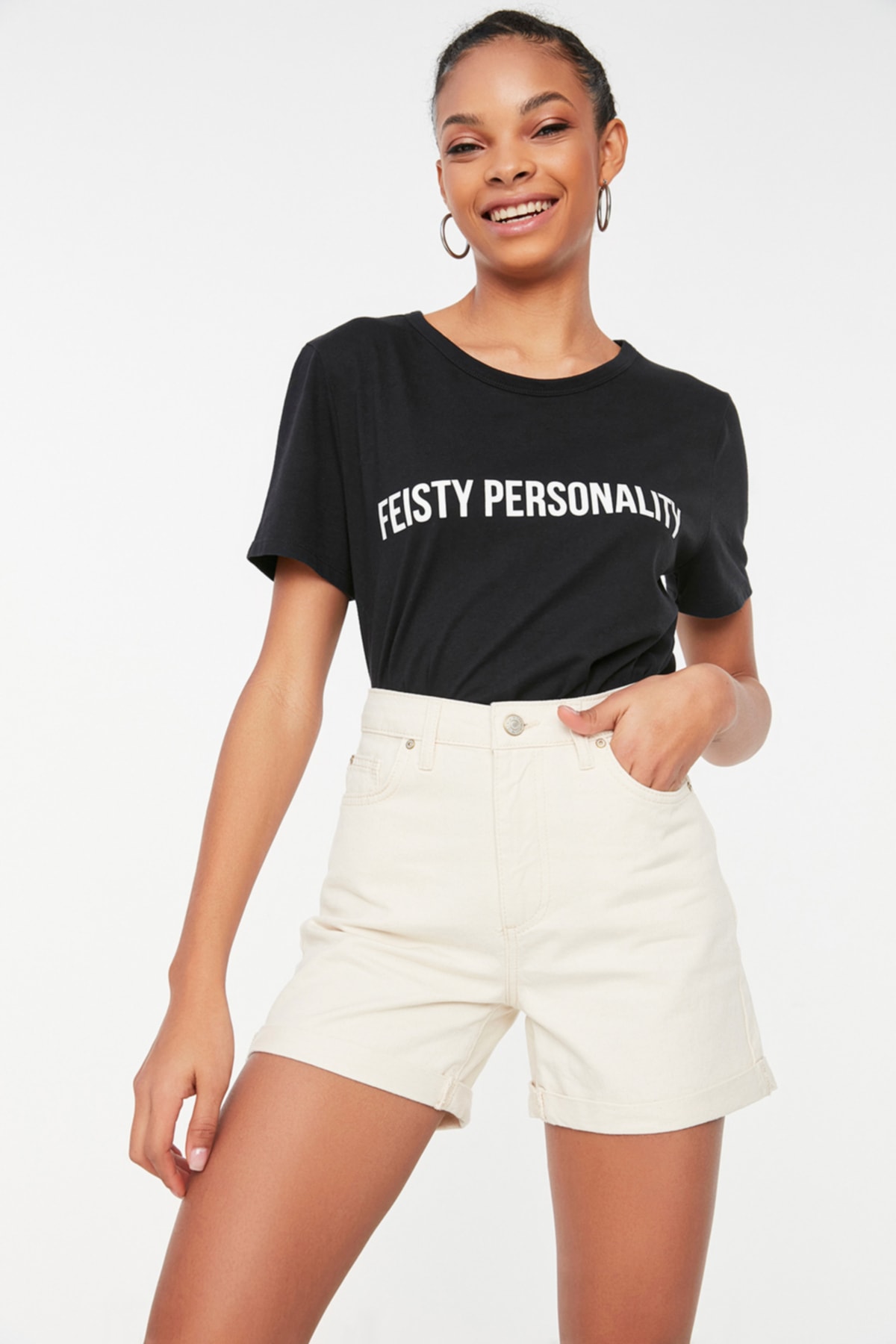 Trendyol Kvinnors Mini Högmidjade Raka Shorts dam – bild 2