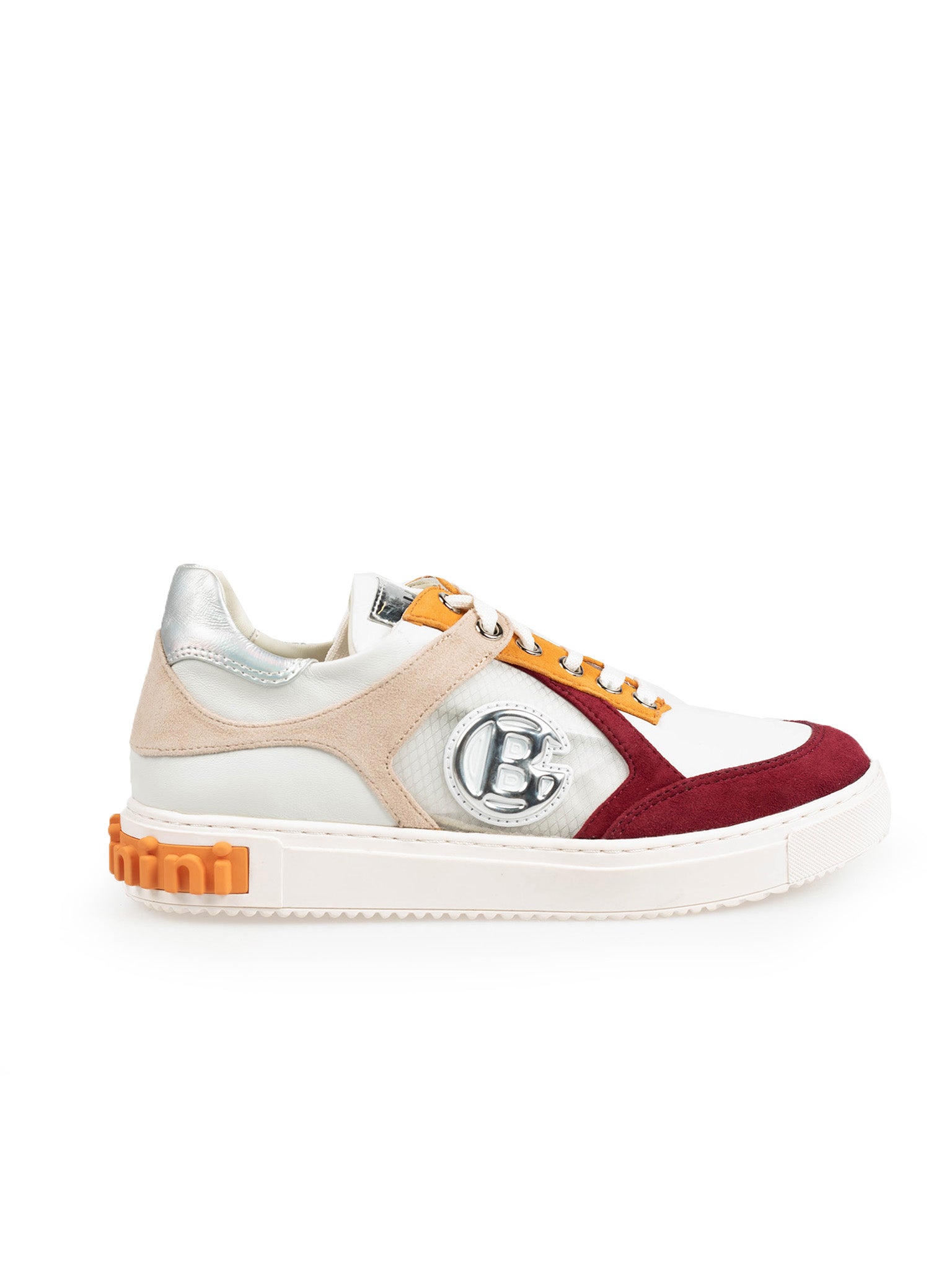 Sneaker Dam