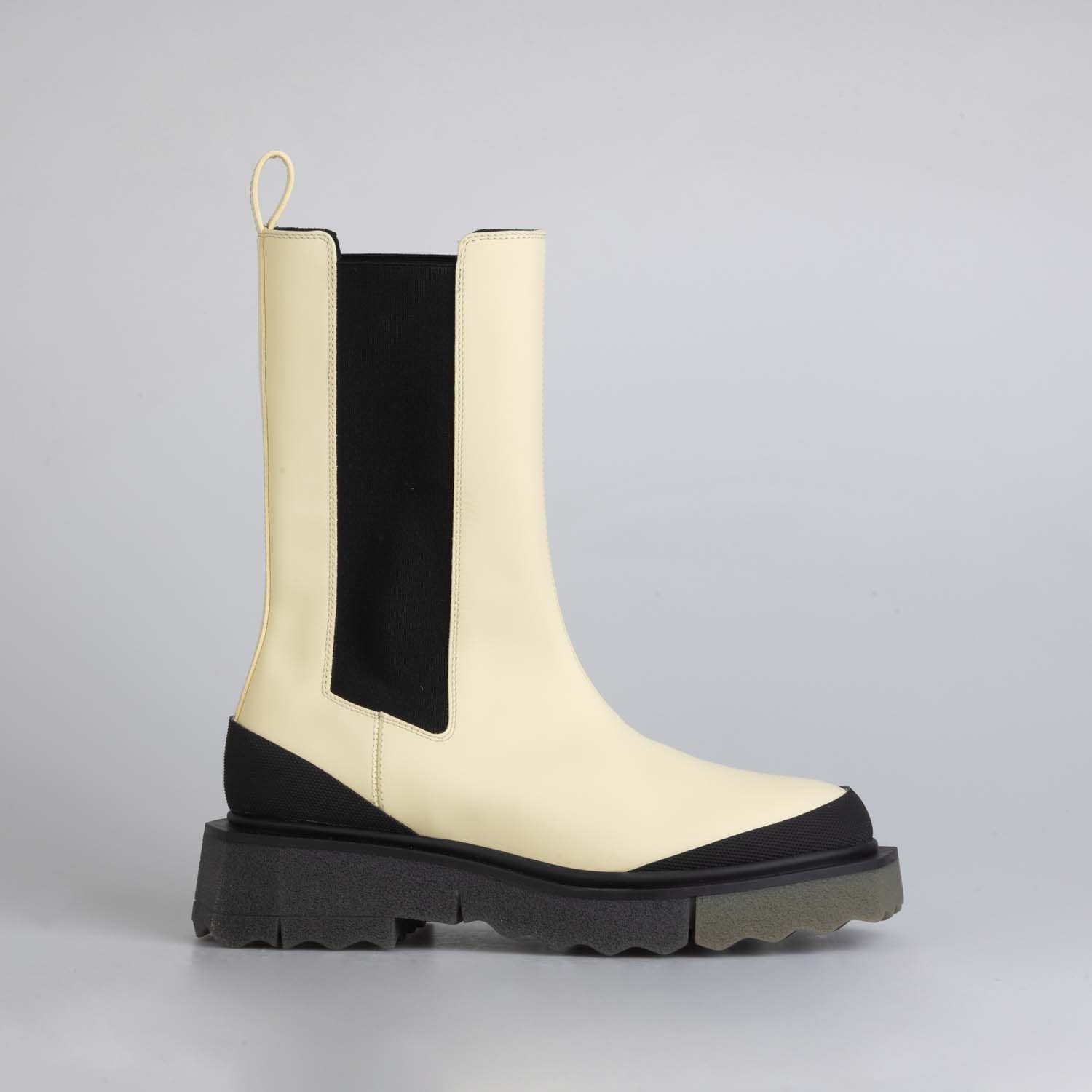 Off-White Womens Off White Calf Sponge Chelsea Boots in Cream Rubber – Size UK 6