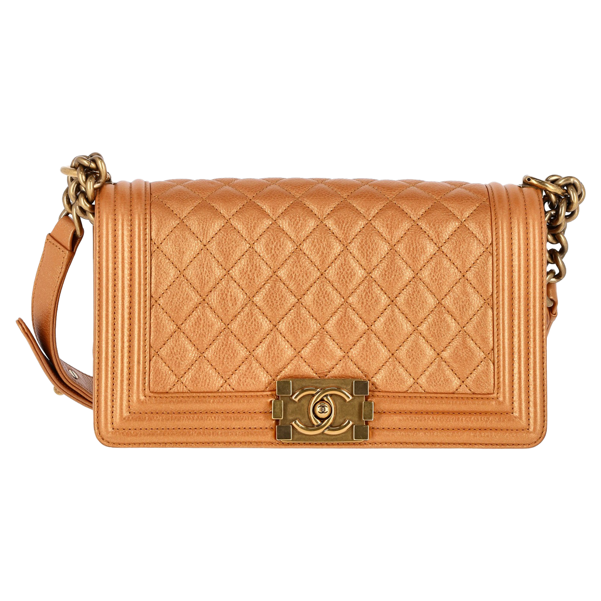 Chanel Pre-owned Chanel Gequilted Medium Boy Flap Bag in Bruin Laminaal Leer
